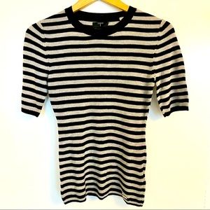 Tahari cashmere blend sweater. Size Small. NWT